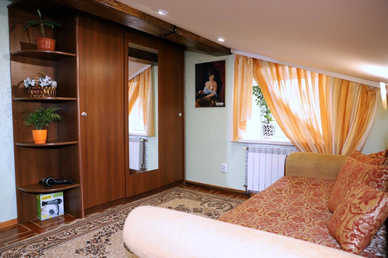 Apartment In Old Town On Zarvanska St Кам'янець-Подільский Екстер'єр фото